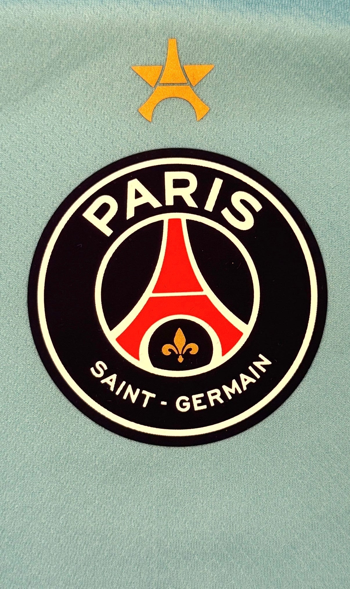 Paris Saint-Germain – Maillot Concept 2025/26 – Bleu & Rose