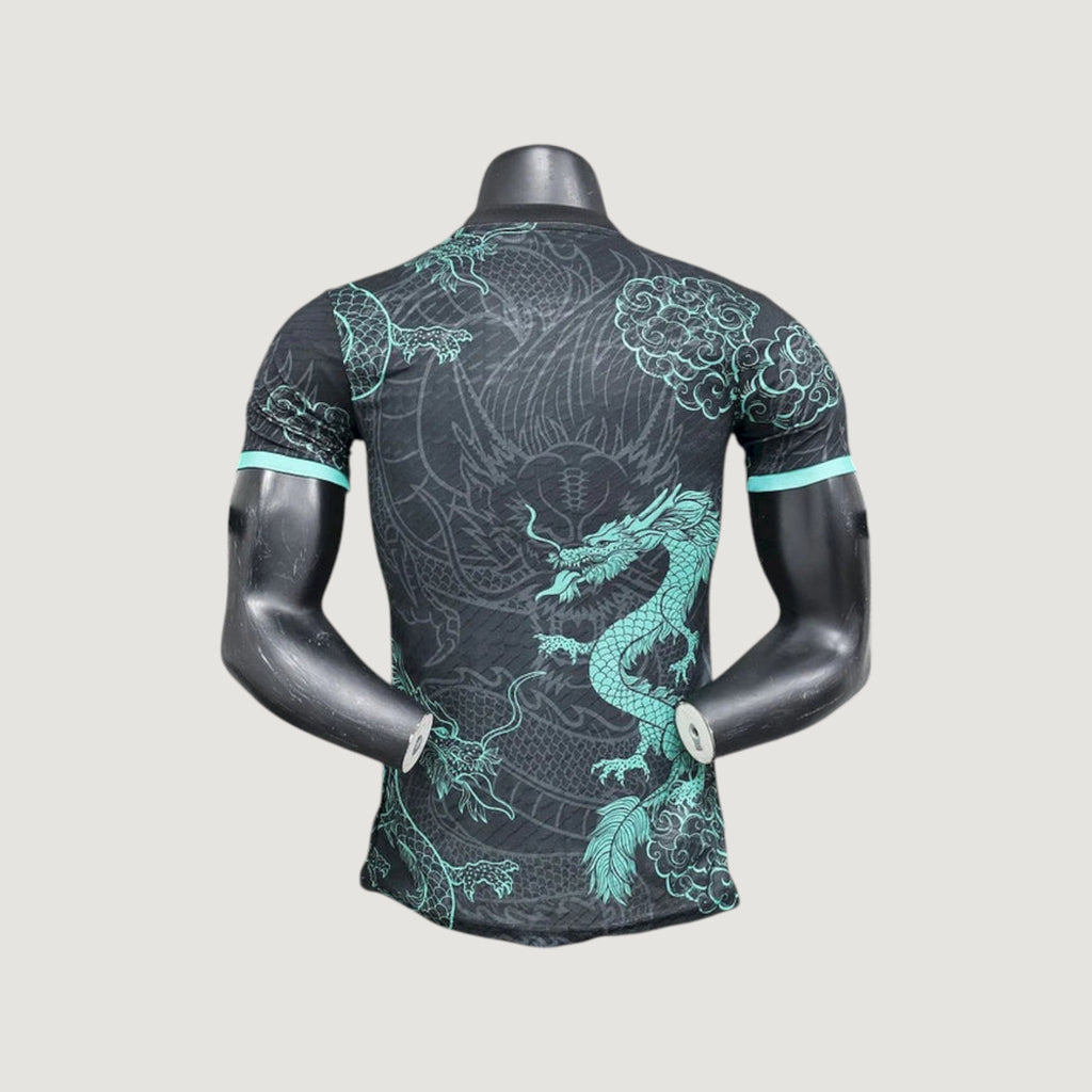 Real Madrid – 25/26 Concept Kit (PRO) – Black &amp; Green