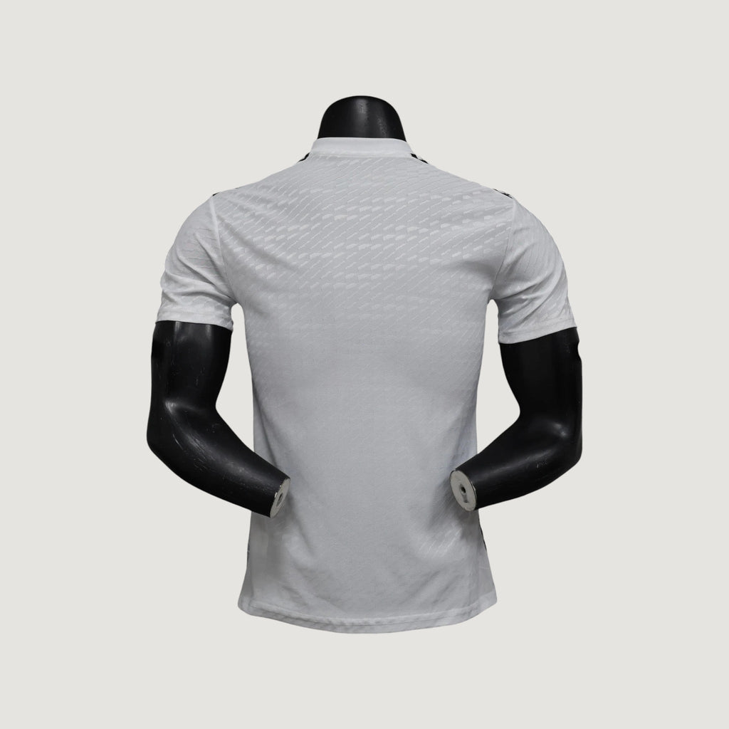 Japon – Maillot Concept 25/26 (PRO) – Blanc & Noir